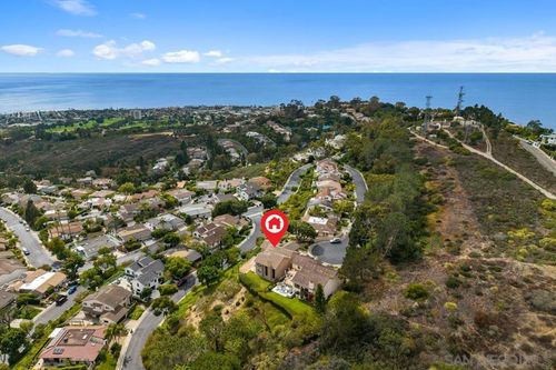 2097 Caminito Capa, La Jolla, CA, 92037 | Card Image