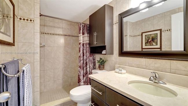 APT-907 - 322 Buchanan St, Condo with 2 bedrooms, 2 bathrooms and null parking in Hollywood FL | Image 23