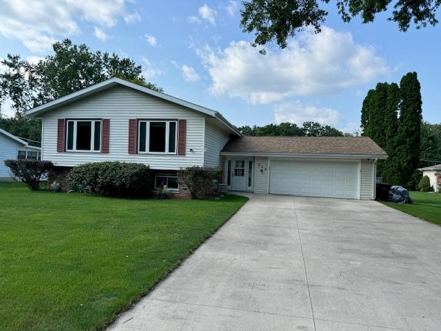 Meadow Ln, Deforest, WI 53532