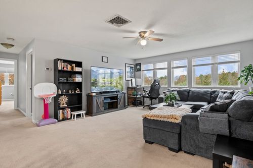 apt-201-38 Dunham Rd, Beverly, MA, 01915-1887 | Card Image