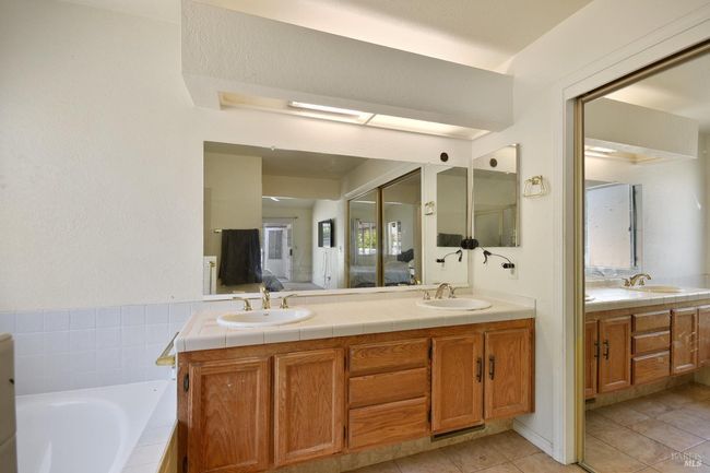 2928 Candleberry Way, House other with 4 bedrooms, 2 bathrooms and 3 parking in Fairfield CA | Image 43