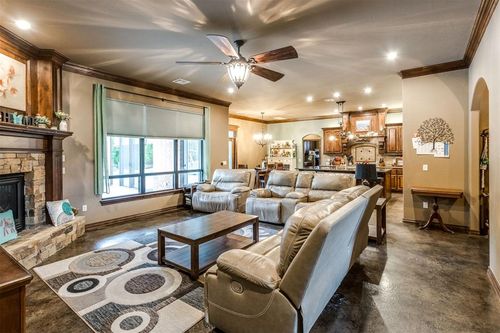 651 Fox Dr, Choctaw, OK, 73020-9751 | Card Image