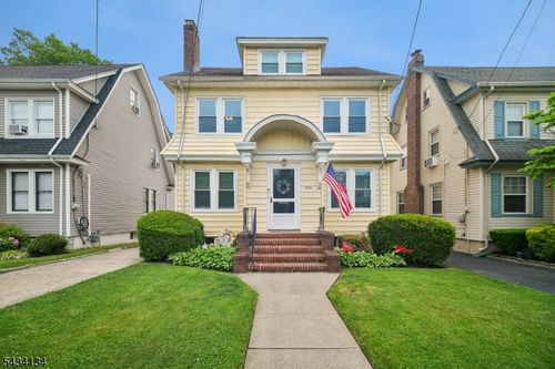 223 Keats Ave, Elizabeth, NJ, 07208-1059 | Card Image