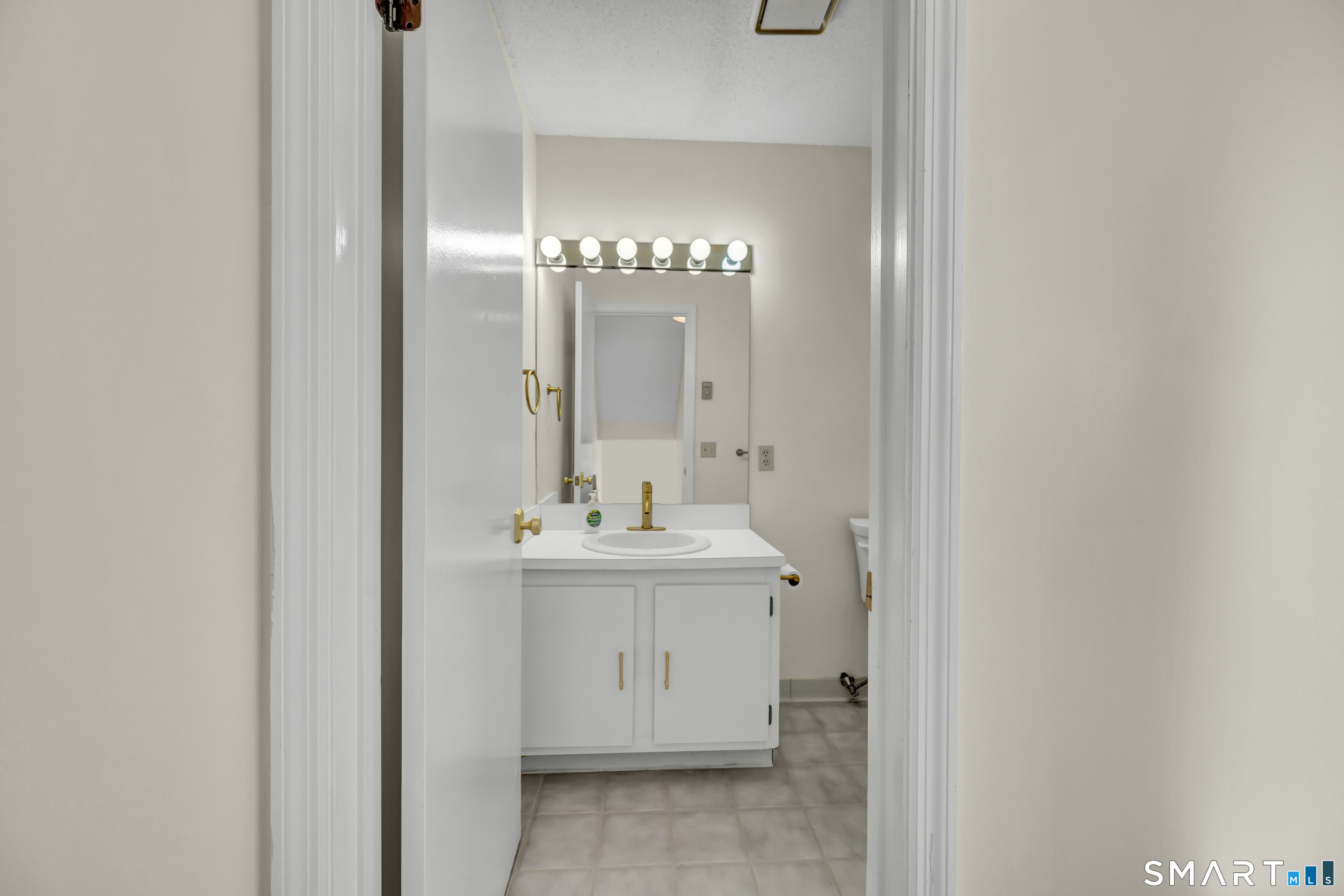 Residential Lease in Waterbury 4