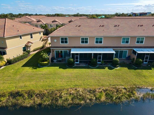 651 Sw Glen Crest Way, Condo with 3 bedrooms, 3 bathrooms and null parking in Stuart FL | Image 68