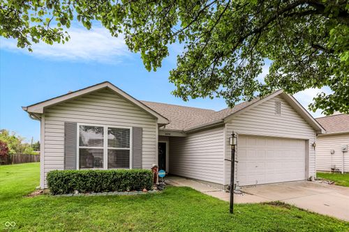 10229 Morning Light Dr, Avon, IN, 46123-9840 | Card Image