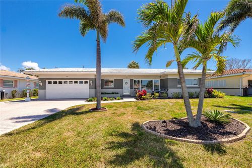 106 19th St, Belleair Beach, FL, 33786-3316 | Card Image
