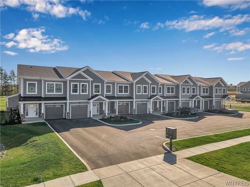 3385 Cedar Valley Way, Hamburg, NY, 14075-3691 | Card Image