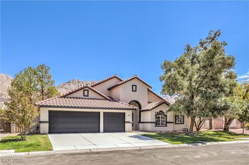 1330 Honey Lake St, Las Vegas, NV, 89110-1966 | Card Image