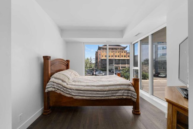 106 - 1025 5 Ave Sw, Condo with 2 bedrooms, 3 bathrooms and 2 parking in Calgary AB | Image 18