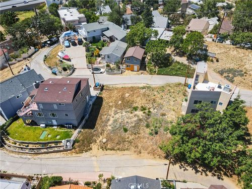 1 Wo He Lo Trl, Chatsworth, CA, 91311 | Card Image