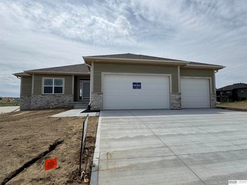 21417 Z St, Elkhorn, NE, 68022-5516 | Card Image