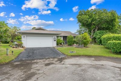 5106 Bayberry Ln, House other with 3 bedrooms, 3 bathrooms and null parking in Tamarac FL | Image 1