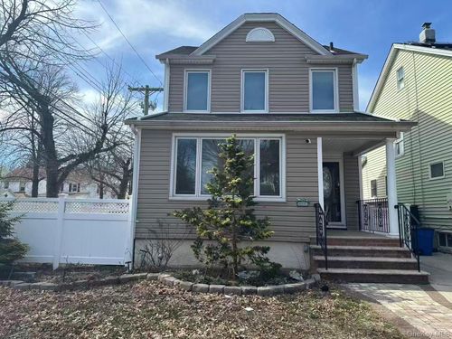 8860 240th St, Bellerose, NY, 11426-1236 | Card Image