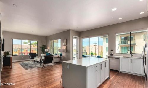 3012-7300 E Earll Dr, Scottsdale, AZ, 85251-7265 | Card Image