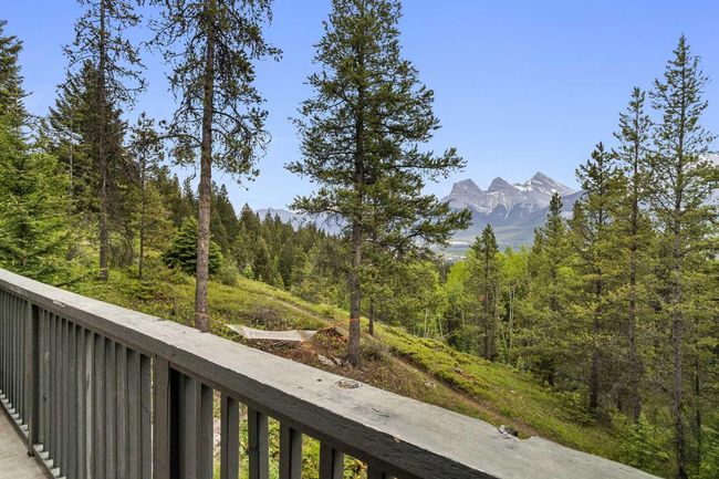 5 - 2 Aspen Glen, Home with 4 bedrooms, 4 bathrooms and 5 parking in Canmore AB | Image 24