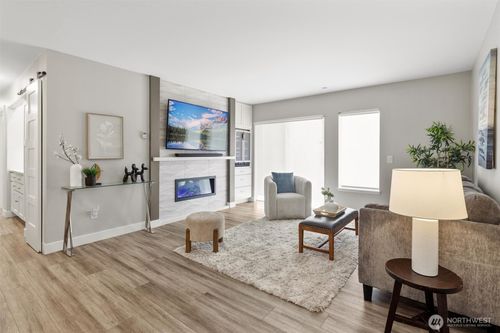 unit-t104-12303 Harbour Pointe Blvd, Mukilteo, WA, 98275-5213 | Card Image