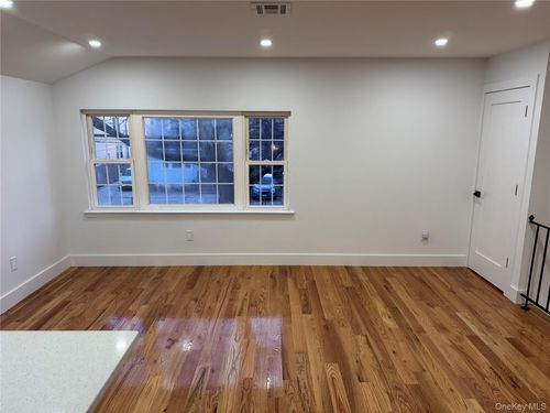 b-222 141st Ave, Springfield Gardens, NY, 11413-2904 | Card Image
