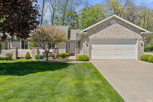 18473 Garwood Ct, South Bend, IN, 46637-2144 | Card Image