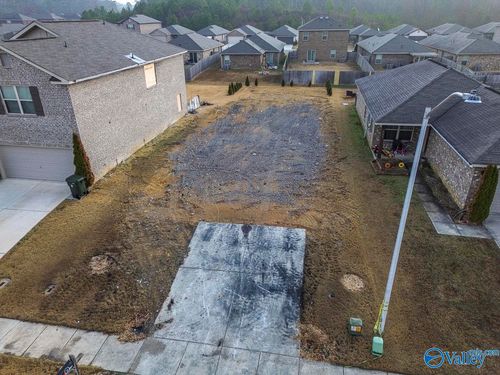 121 Winstead Cir, Owens Cross Roads, AL, 35763-7817 | Card Image