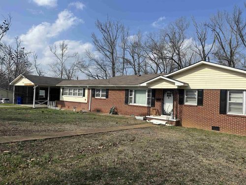 105 Hays St, Savannah, TN, 38372-2381 | Card Image