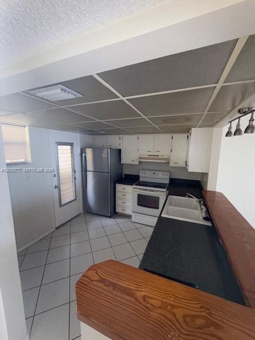 411-406 Nw 68th Ave, Plantation, FL, 33317-7516 | Card Image