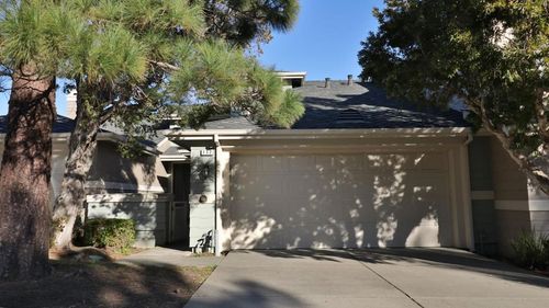 132 Warbler Ln, Brisbane, CA, 94005 | Card Image