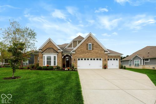 10510 Fox Hunt Rd, Fishers, IN, 46040-1384 | Card Image