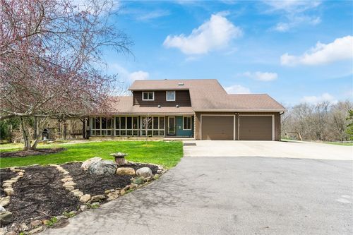 8228 Vandemark Rd, Lodi, OH, 44254-9718 | Card Image
