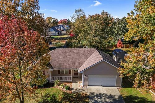 2002 Joy St, Excelsior Springs, MO, 64024-9767 | Card Image