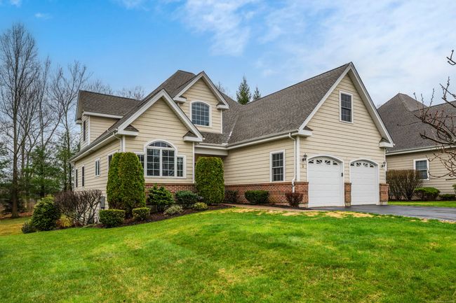 4 - 4 Avery Rd, Condo with 3 bedrooms, 3 bathrooms and null parking in Bloomfield CT | Image 5
