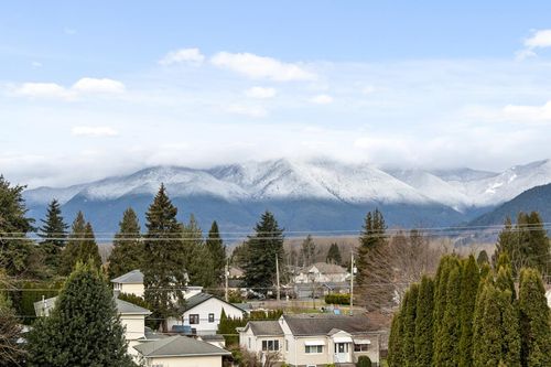 309-9450 Robson St, Chilliwack, BC, V2P0L7 | Card Image