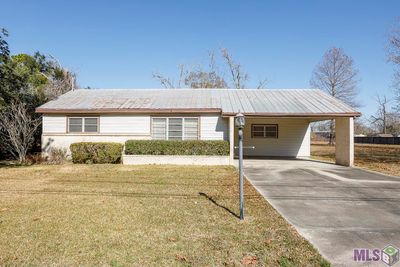 35294 N La Hwy 1, House other with 3 bedrooms, 1 bathrooms and null parking in Donaldsonville LA | Image 1