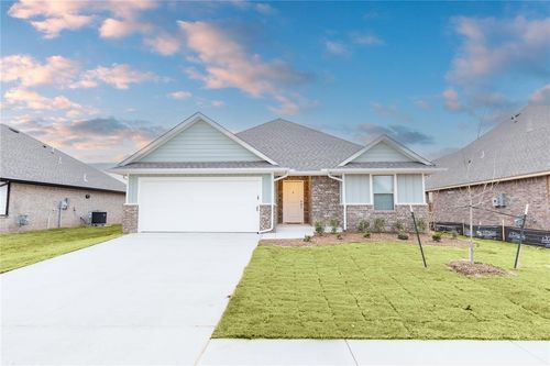 3808 Lleyton Dr, Norman, OK, 73072-2068 | Card Image