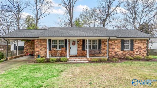 104 10th Ave Ne, Arab, AL, 35016-1042 | Card Image