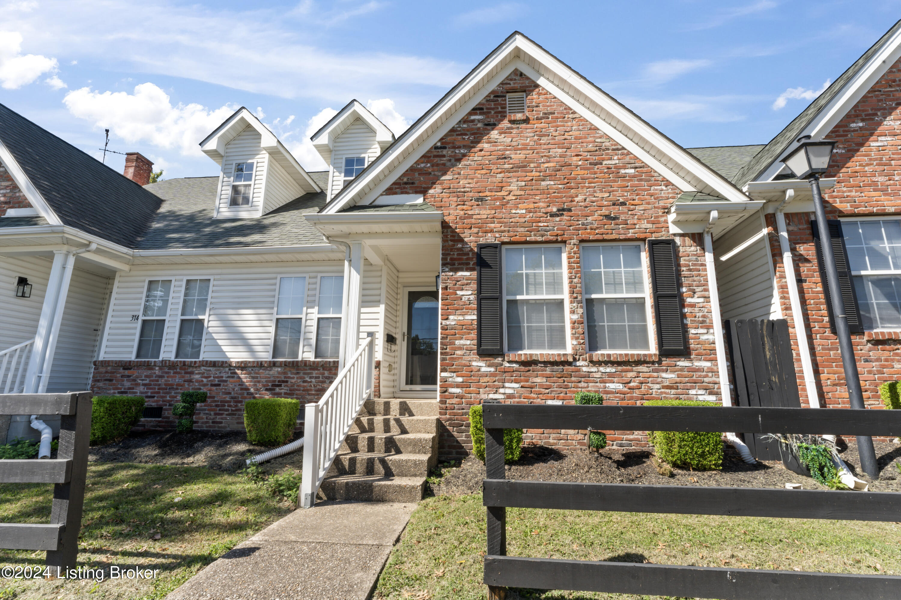 312 Louis Coleman Junior Dr, For Sale in LOUISVILLE Zoocasa