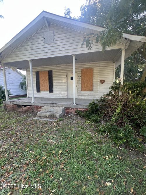1616 Davis St, Rocky Mount, NC, 27803-4019 | Card Image