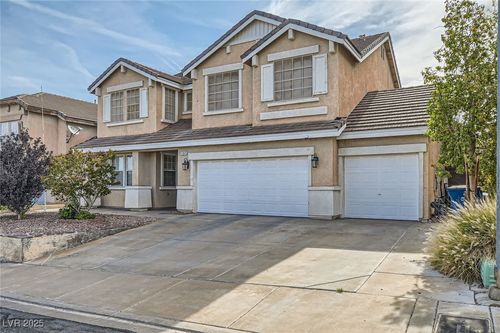 104 Glendive St, Henderson, NV, 89012-5652 | Card Image
