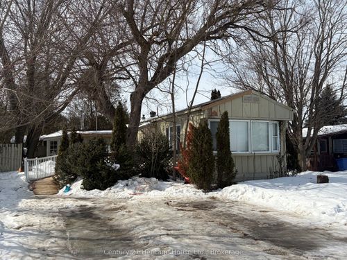 Unit 17 -302694 Douglas Street W, West Grey, ON, N0G1R0 | Card Image