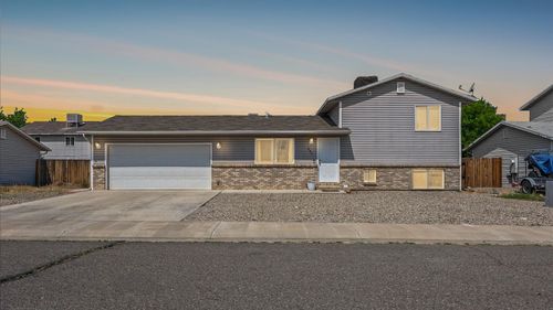 507 Rosin Ct, Clifton, CO, 81520-8456 | Card Image