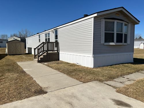 7134 Mapleview Circle East Circle, Brown City, MI, 48416 | Card Image