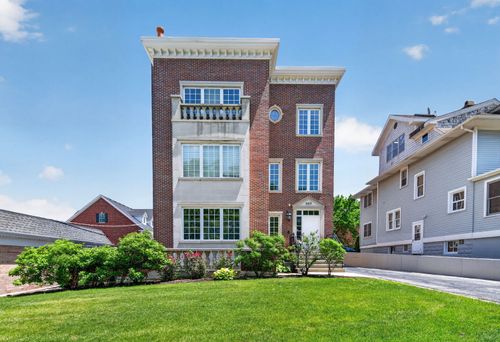 102-107 S Grant Street, Hinsdale, IL, 60521 | Card Image