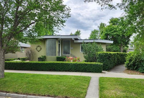 509 15 Ave Ne, Calgary, AB, T2E1H7 | Card Image