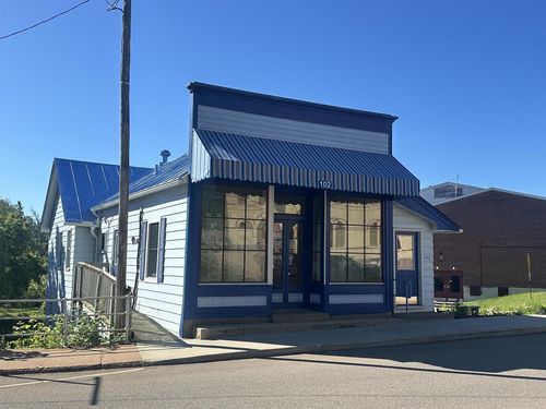 102 Water Street, WAUPACA, WI, 54981 | Card Image