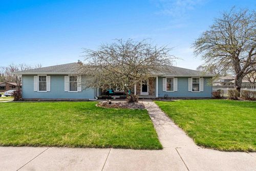 1764 Highview Street Street, DE PERE, WI, 54115 | Card Image