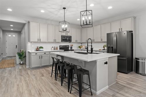 261 S Titus St, Aurora, CO, 80018-1883 | Card Image