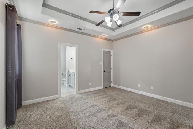 En-suite Bathroom in master | Image 15