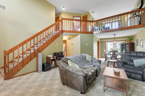 10720 Lone Tree Pl, Fort Wayne, IN, 46818-8879 | Card Image