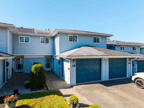 18 Georgian Bay Ave, Parry Sound, ON, P2A3B2 | Card Image