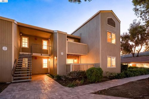 3232 3232 Red Cedar Ter, Fremont, CA, 94536 | Card Image